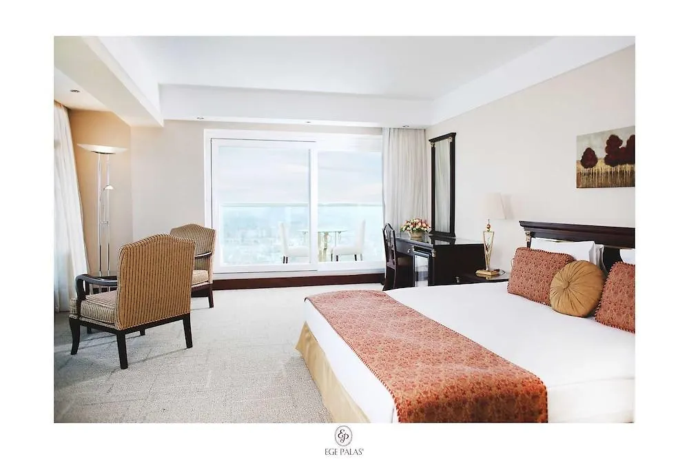 Ege Palas Izmir Hotel