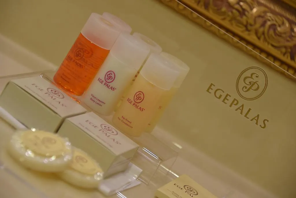 Ege Palas Izmir Hotel